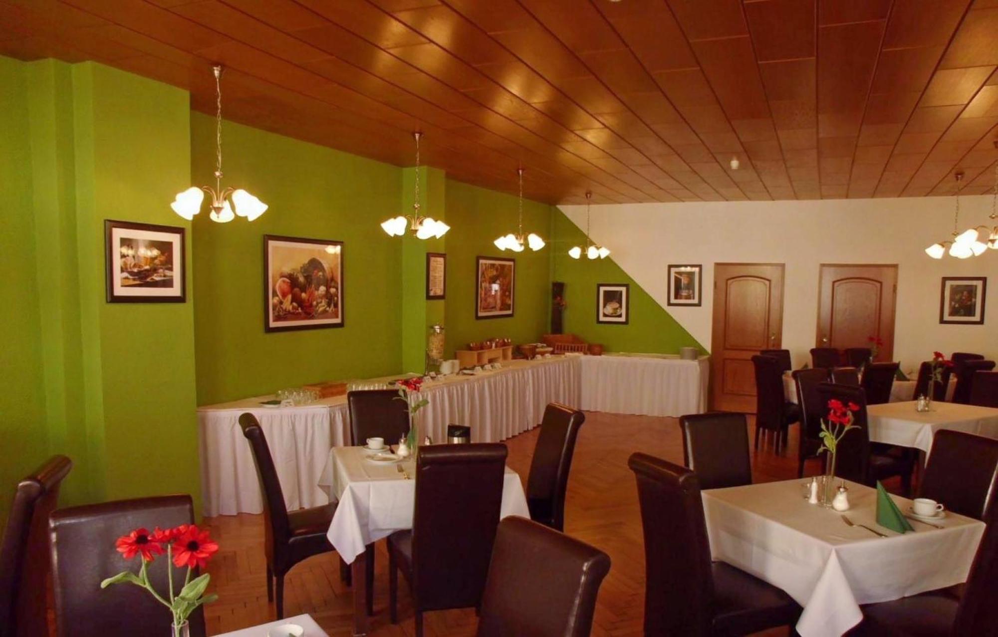 Hotel Garni Am Thueringer Klosstheater Friedrichroda Esterno foto
